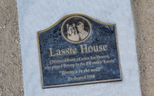 Lassie House plaque